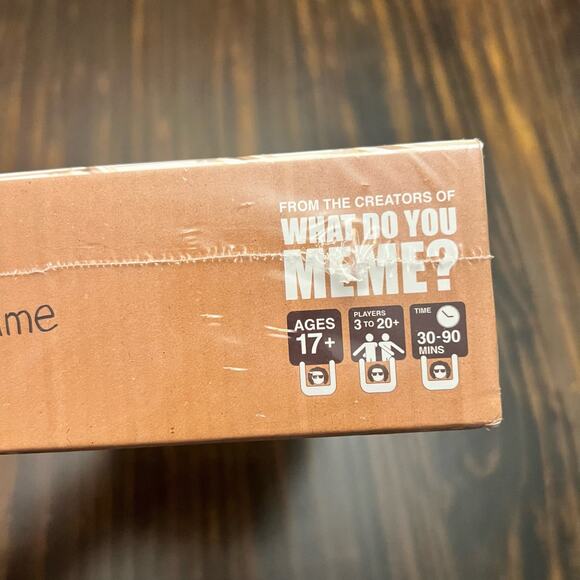 New in Package The Cardboard Game - Picture 3 of 3